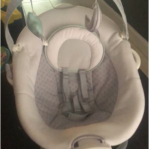 Graco swing